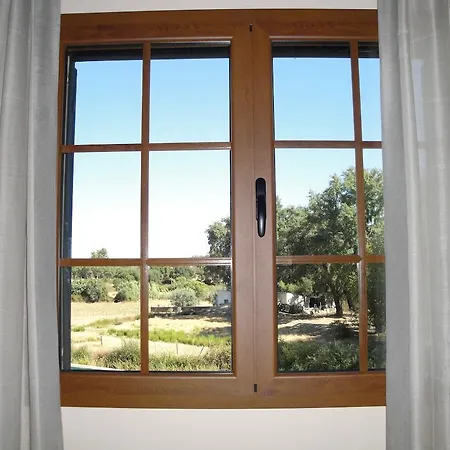 Casa Rural Sierra San Mamede Country house *